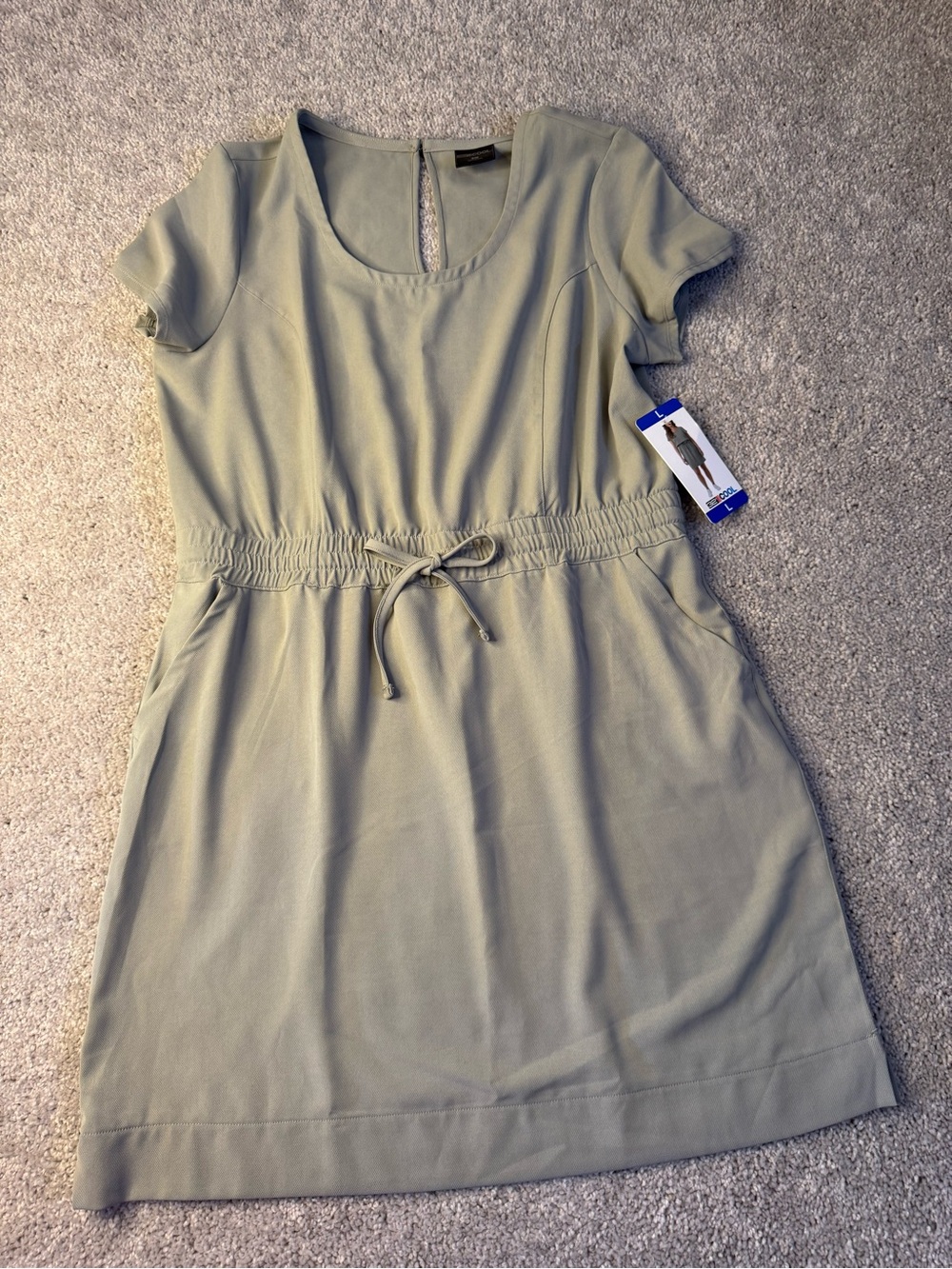 Womenβs Sage Green Drawstring Waist Short Sleeve Dress